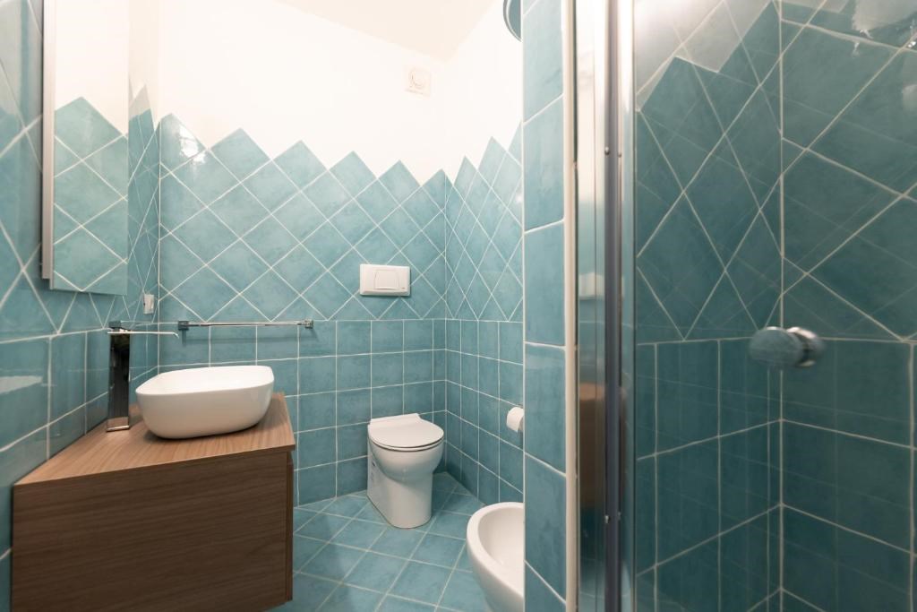 Residence Le Rocce Rosse - Možná varianta koupelny, Isola Rossa, Sardinie