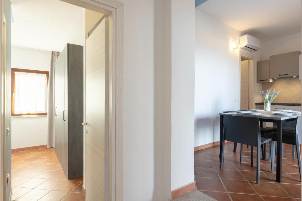 Residence Le Rocce Rosse - BILO 3, typologie na vyžádání, Isola Rossa, Sardinie