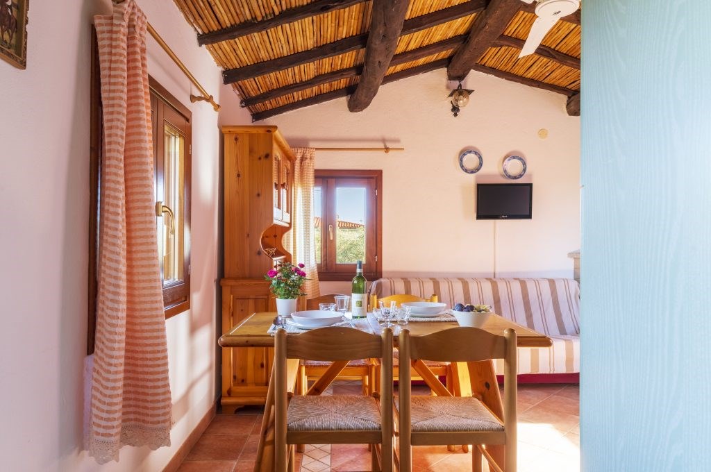 APARTMÁNY TIFFANY - Interiér jednoho z apartmánů, San Teodoro, Sardinie
