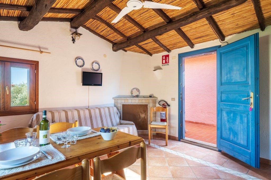 APARTMÁNY TIFFANY - Interiér jednoho z apartmánů, San Teodoro, Sardinie