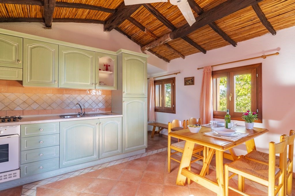 APARTMÁNY TIFFANY - Interiér jednoho z apartmánů, San Teodoro, Sardinie