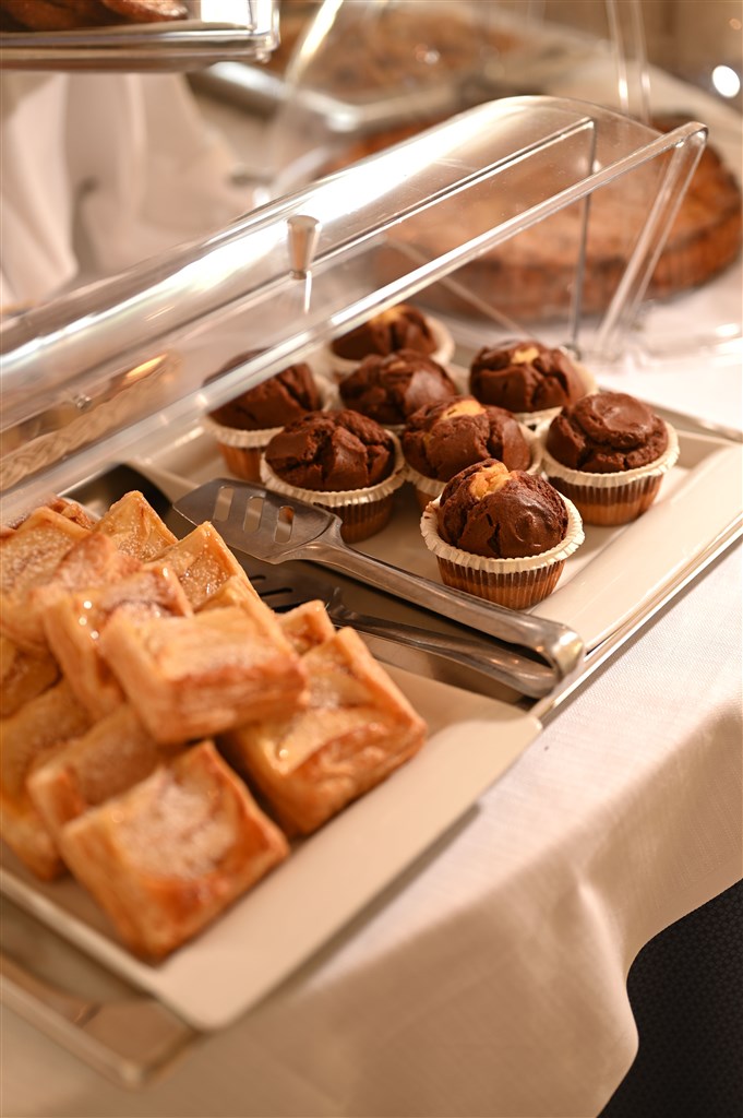 Stelle Marine Hotel & Resort - Snídaně, Cannigione, Sardinie