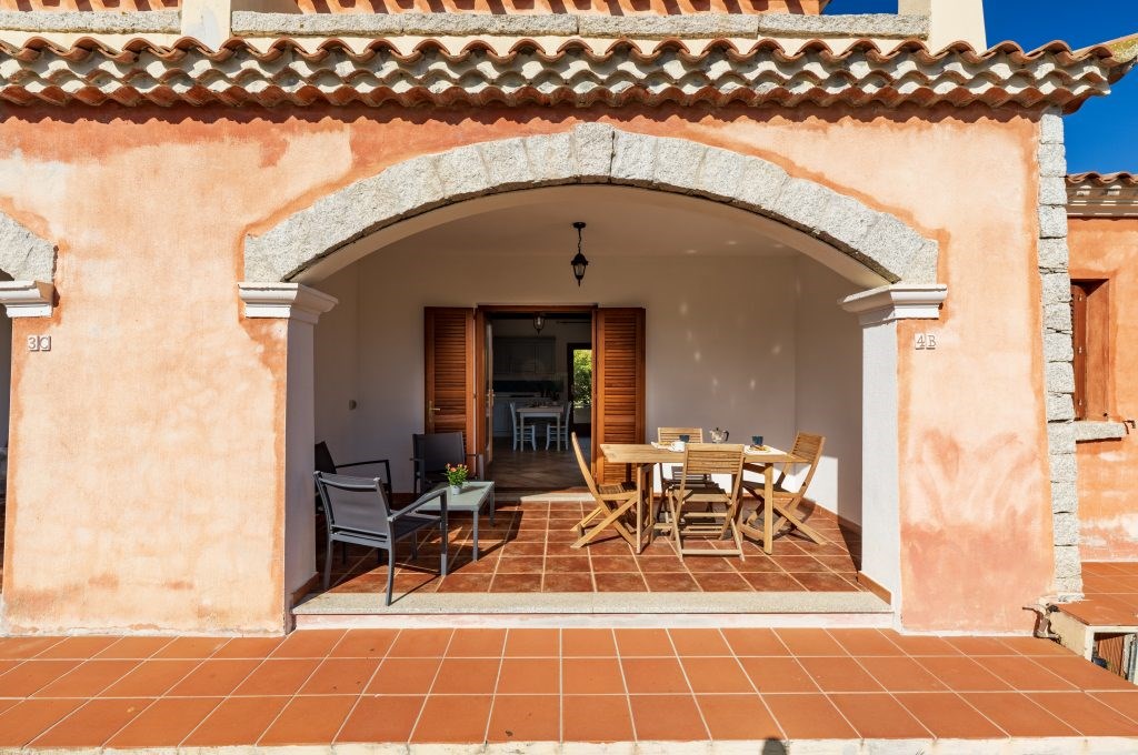 Residence Vecchio Stazzo - Terasa jednoho z apartmánu, San Teodoro, Sardinie