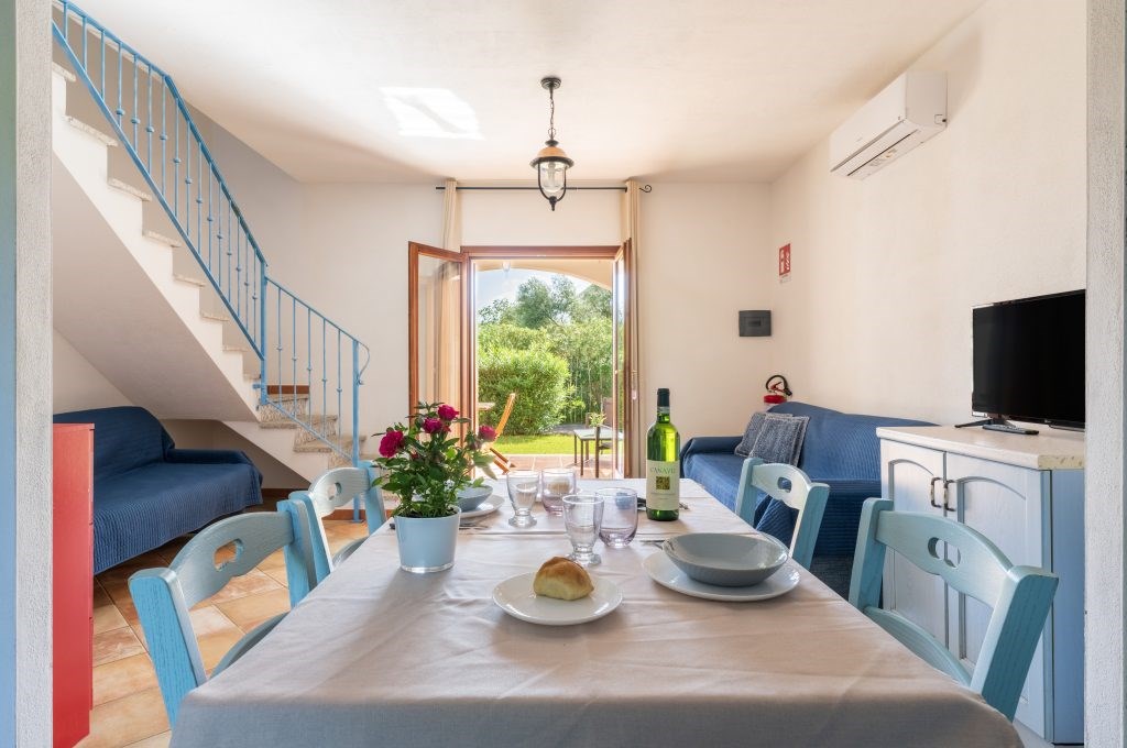 Residence Vecchio Stazzo - Kuchyně jednoho z apartmánů, San Teodoro, Sardinie