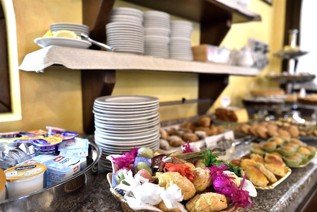 Nicoletta - Bohatá snídaně, Santa Maria Navarrese, Sardinie