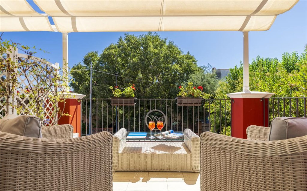 Nicoletta - Pohled na terasu pokoje STANDARD s terasou, Santa Maria Navarrese, Sardinie