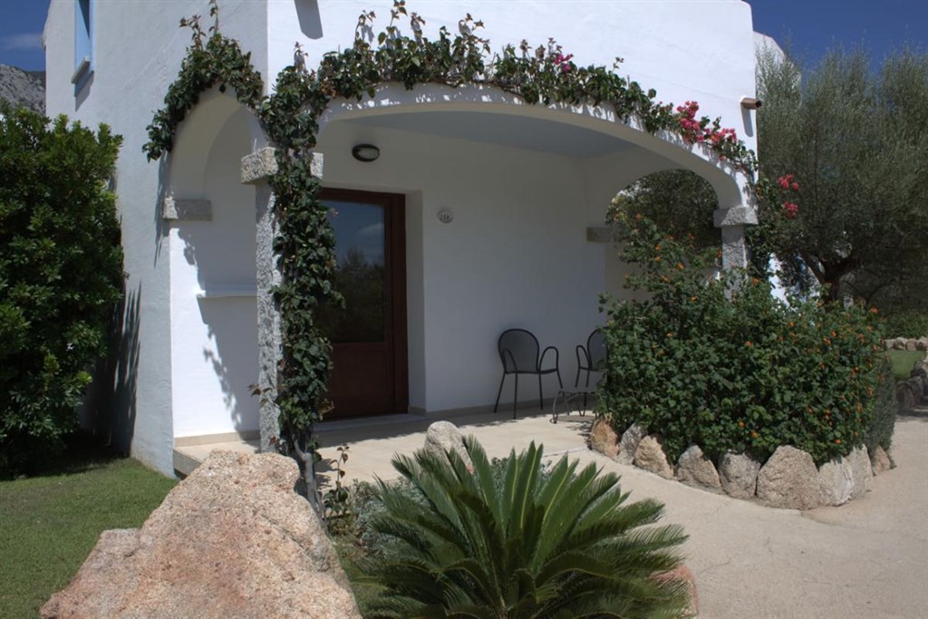 Nuraghe Arvu - Terasa pokoje CLASSIC, Cala Gonone, Sardinia