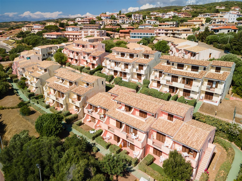 RESIDENCE IL BORGO DI BADESI - Letecký pohled na residenci, Badesi, Sardinie