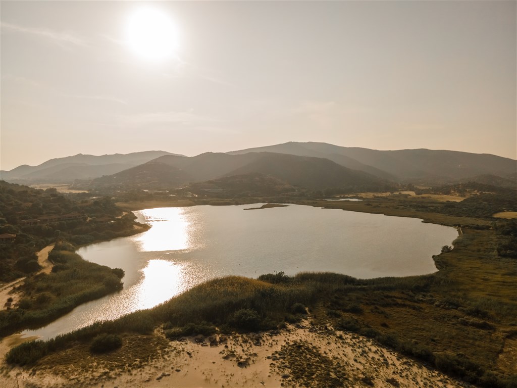 Conrad Chia Laguna Sardinia - Laguna, Chia, Sardinie