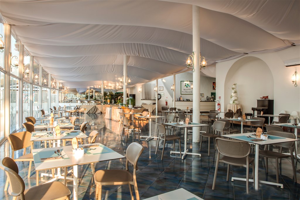 New Barcavela - Snídaňový sál, Santa Margherita di Pula, Sardinie
