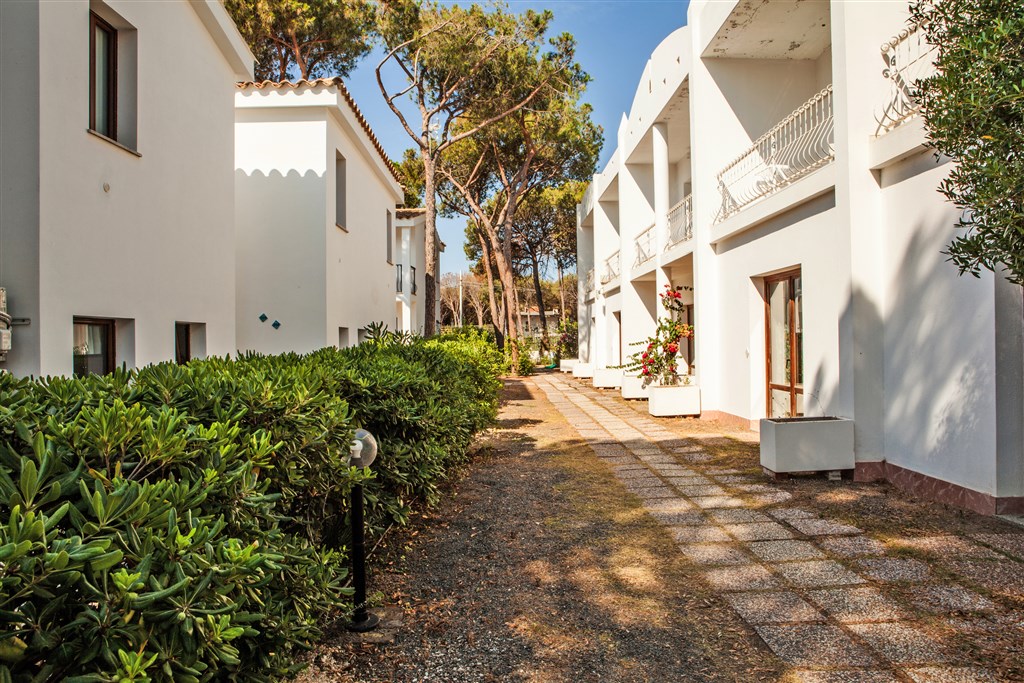 New Barcavela - Exteriér hotelových pokojů, Santa Margherita di Pula, Sardinie