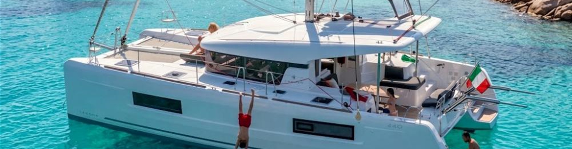 La Maddalena na luxusním katamaránu