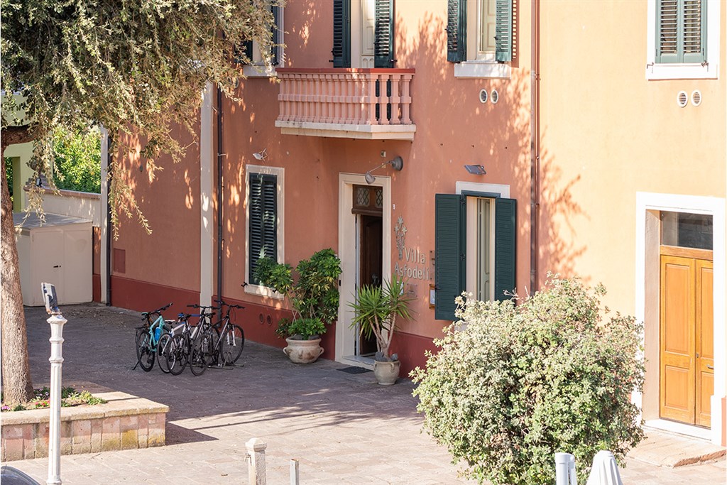 Hotel Villa Asfodeli - Vstup do hotelu, Tresnuraghes, Sardinie