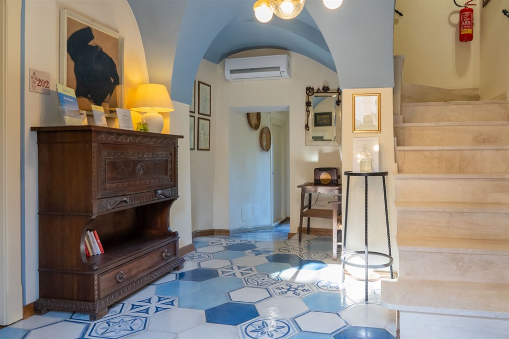 Hotel Villa Asfodeli - Vstupní hala Casa Deriu, Tresnuraghes, Sardinie