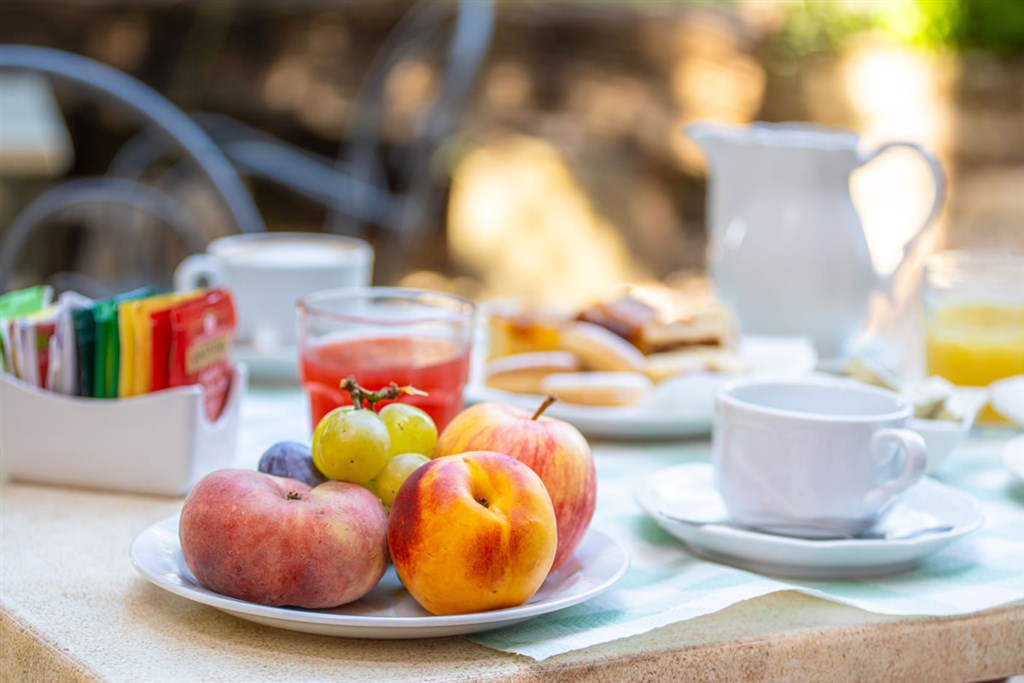 Hotel Villa Asfodeli - Snídaně v zahradě, Tresnuraghes, Sardinie