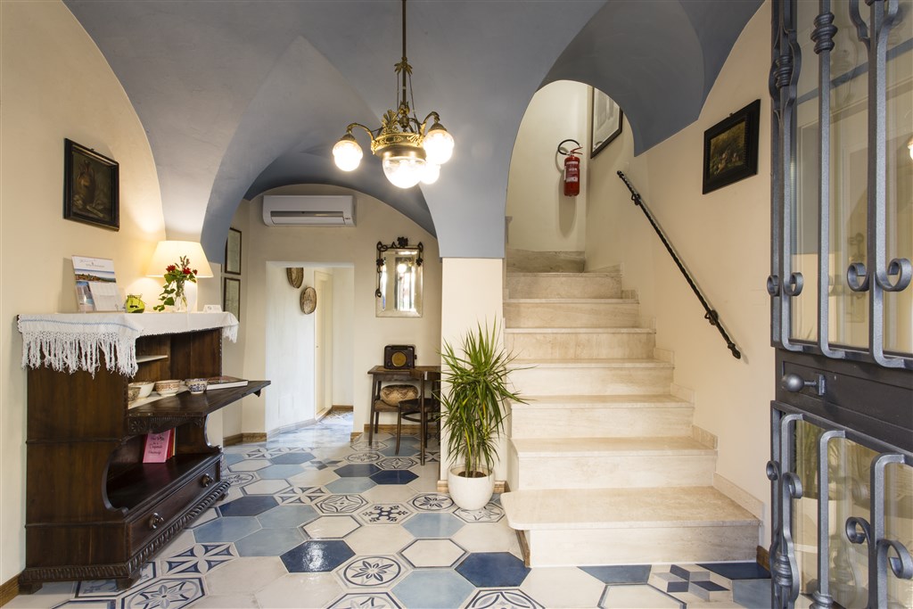 Hotel Villa Asfodeli - Vstupní hala Casa Deriu, Tresnuraghes, Sardinie