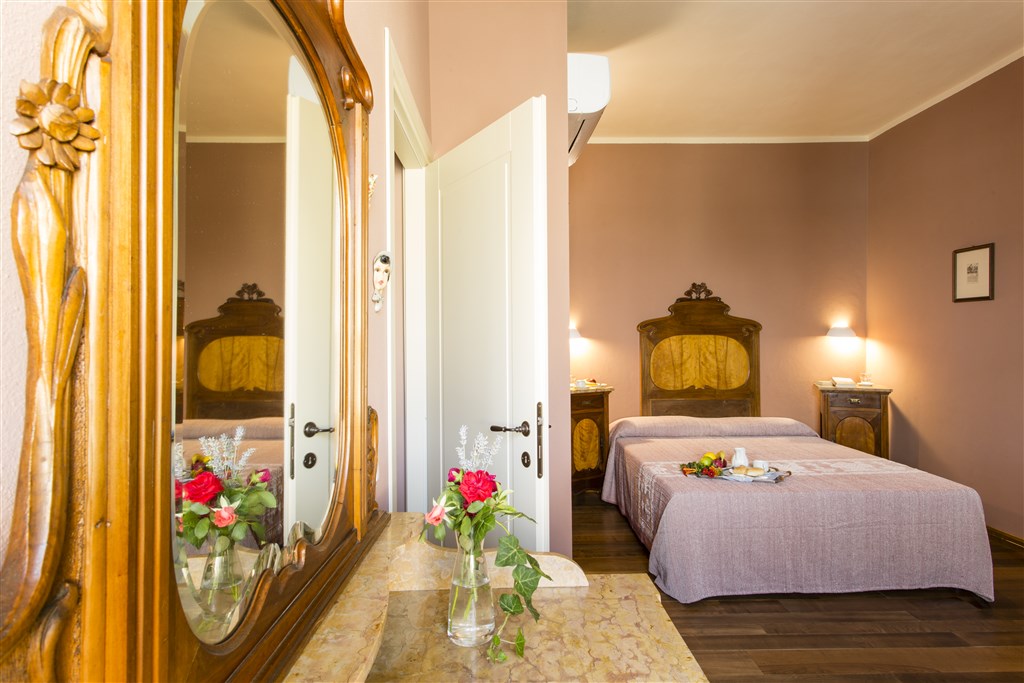 Hotel Villa Asfodeli - Ložnice v pokoji SUITE nebo SUITE FAMILY, Tresnuraghes, Sardinie