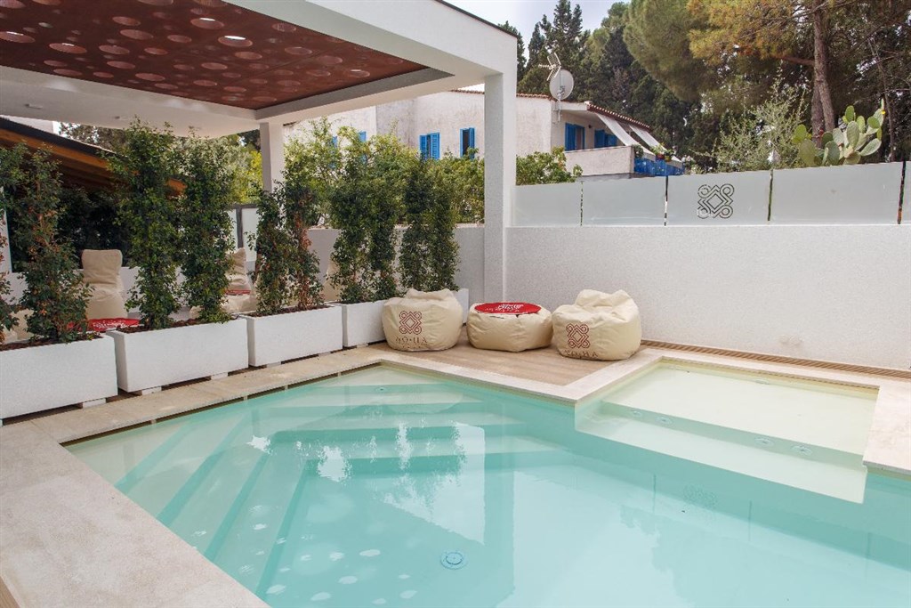 NoHa Lifestyle Hotel (14+) - Privátní bazén pro Pokoje DELUXE s přístupem k bazénu, Pula, Sardinie