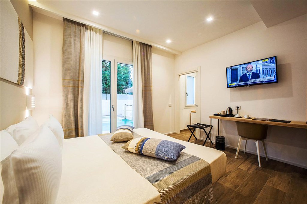 NoHa Lifestyle Hotel (14+) - Pokoj DELUXE s přístupem k bazénu, Pula, Sardinie