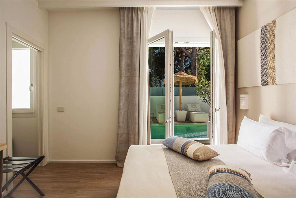 NoHa Lifestyle Hotel (14+) - Pokoj DELUXE s přístupem k bazénu, Pula, Sardinie