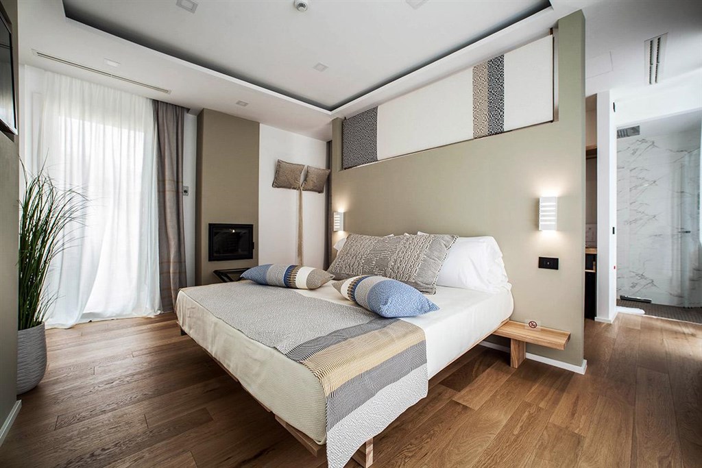 NoHa Lifestyle Hotel (14+) - Pokoj GRAND SUITE, Pula, Sardinie