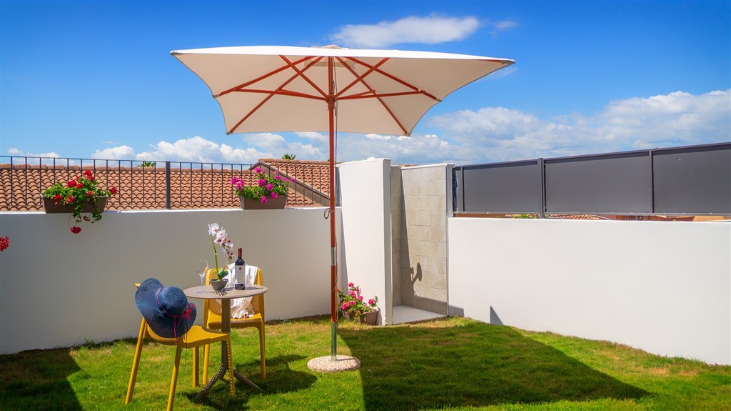 VILLA MANZONI - Zahrádka s venkovní sprchou, Arbatax, Sardinie