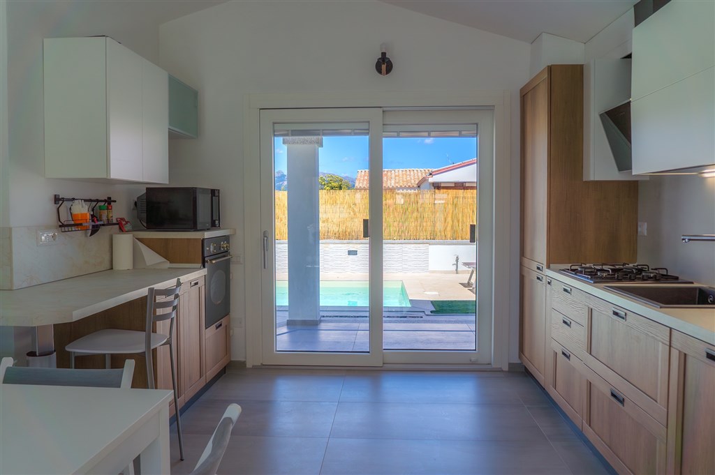 Villa Nova - Komfortní kuchyně, Arbatax, Sardinie