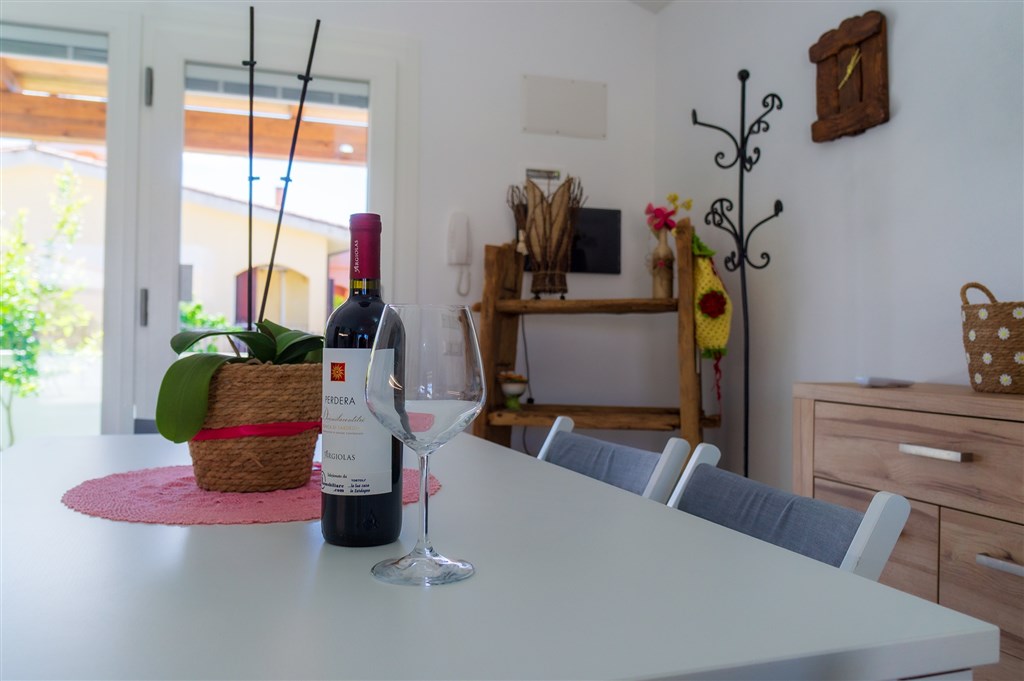Villa Nova - Relax s místním vínem, Arbatax, Sardinie