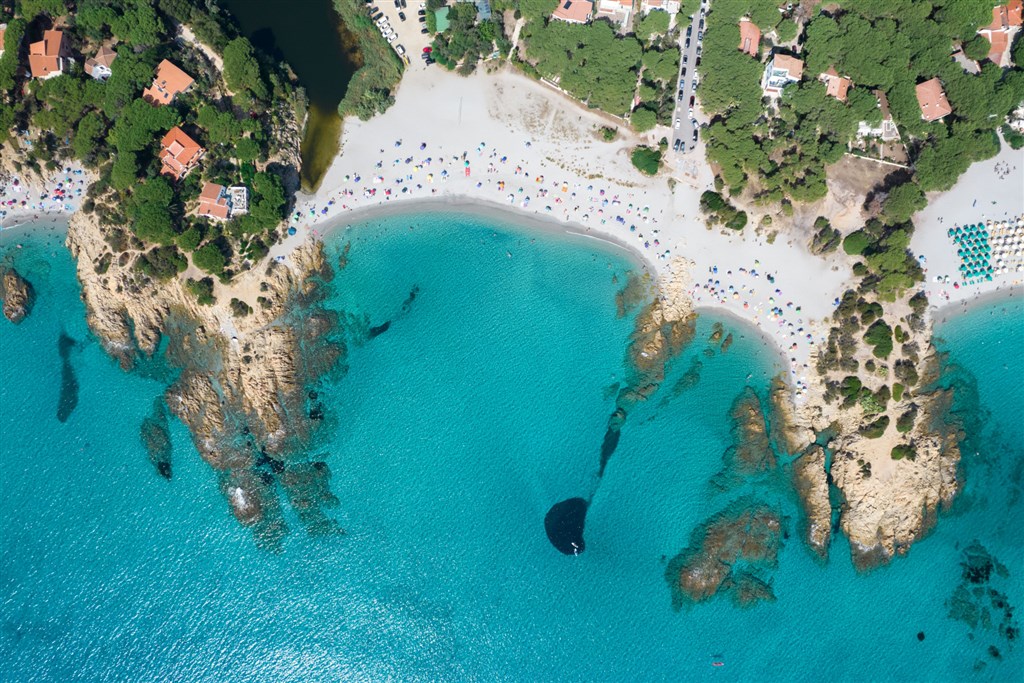 Valtur Sardegna Tirreno Resort - Letecký pohled na pláž, Cala Liberotto, Orosei, Sardinie