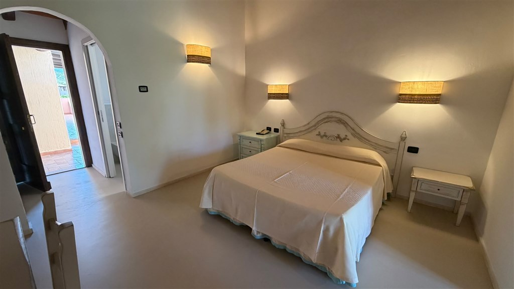 Valtur Sardegna Eos Costa Rei - Pokoj Deluxe, Piscina Rei, Sardinie