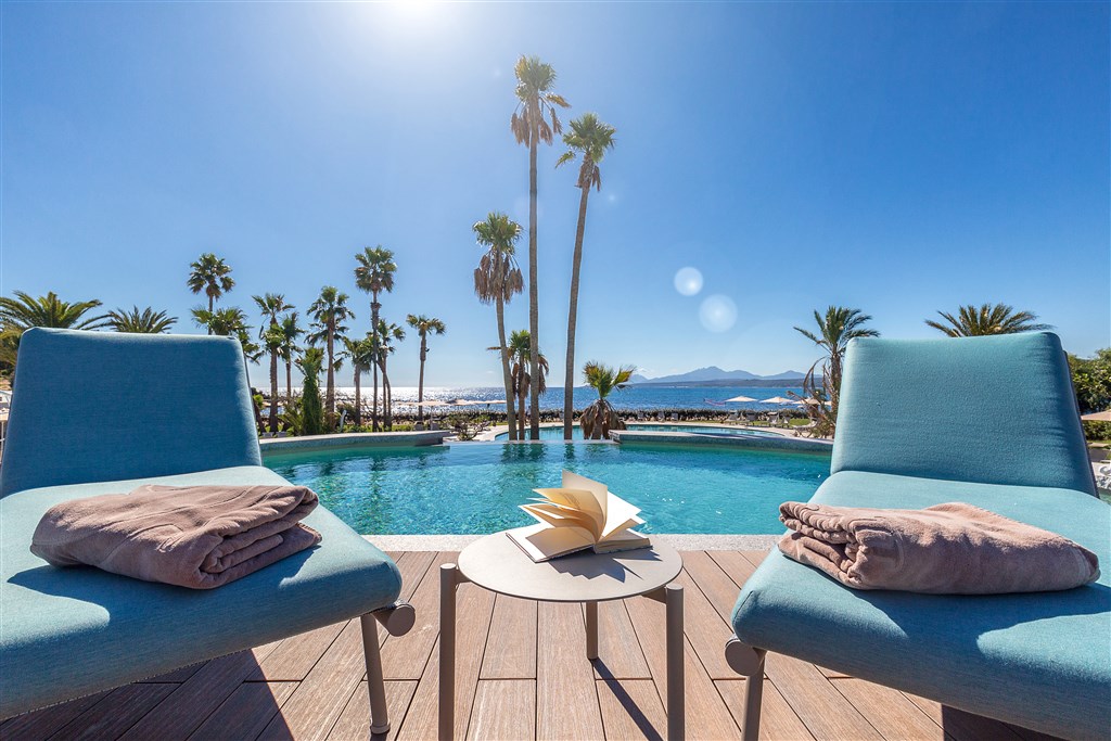 Hotel Club Saraceno - Oddělená privátní část tropického bazénu, Arbatax, Sardinie