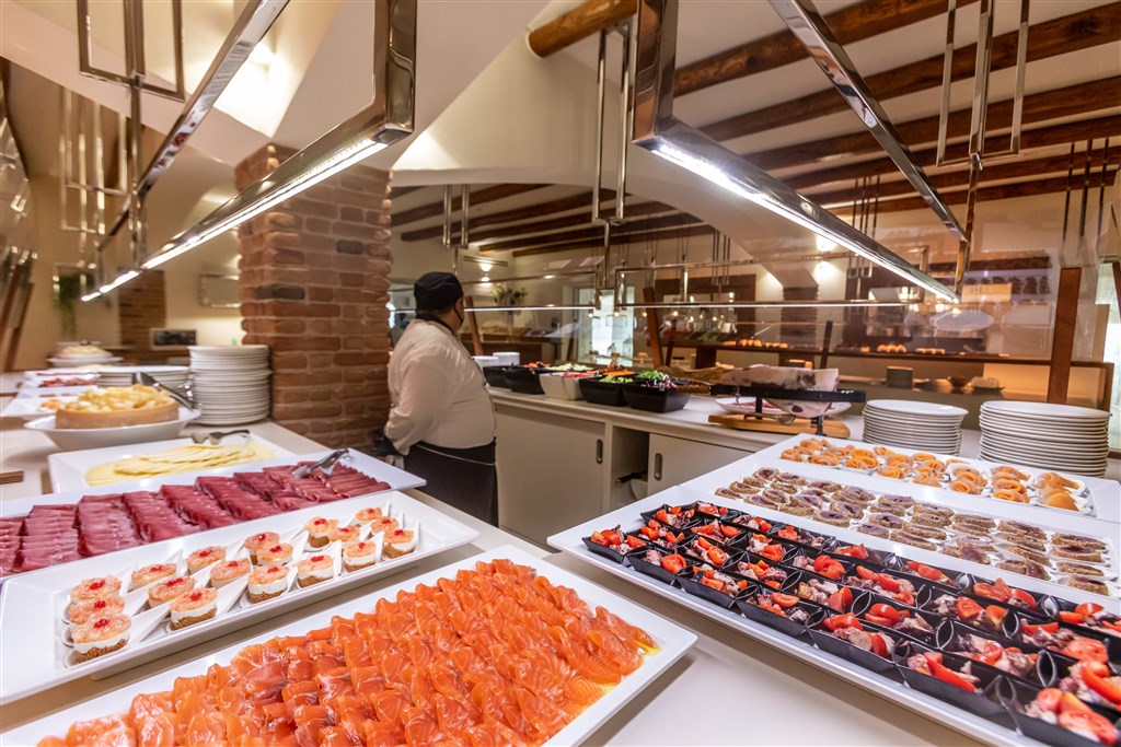 Hotel Club Saraceno - Restaurace, Arbatax, Sardinie
