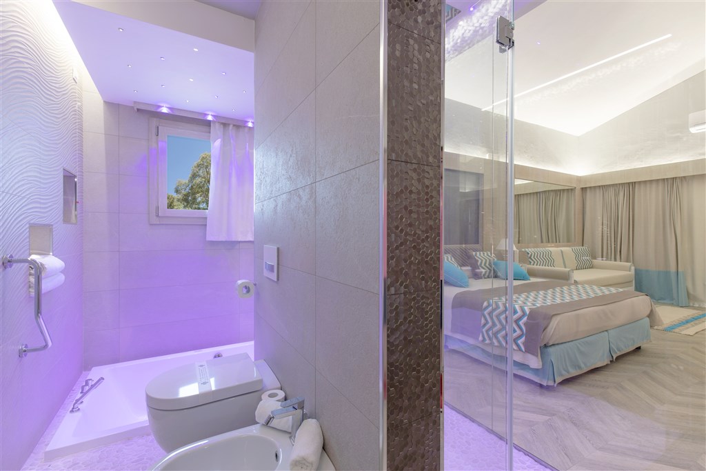 Eliantos Boutique Hotel & Spa - Koupelna pokoje SUITE EXECUTIVE, Santa Margherita di Pula, Sardinie