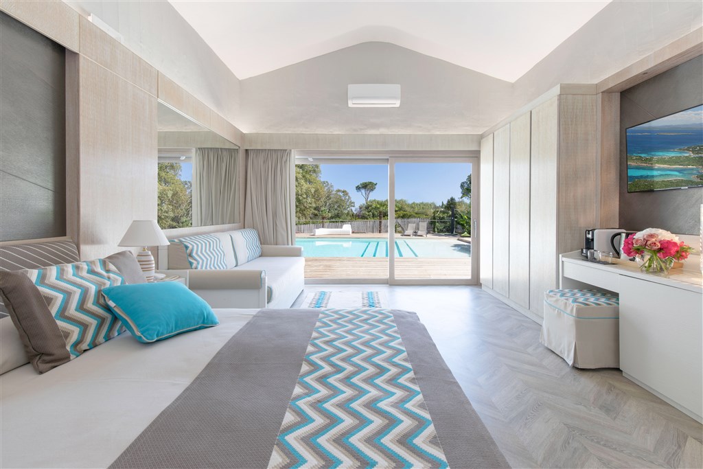Eliantos Boutique Hotel & Spa - Výhled z pokoje SUITE EXECUTIVE, Santa Margherita di Pula, Sardinie
