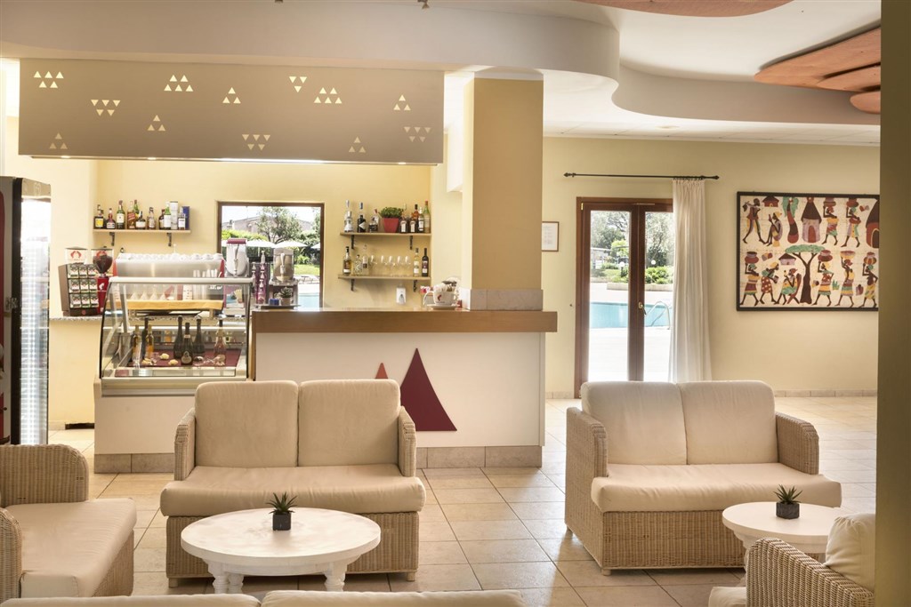 Blu Hotel Morisco - Bar, Cannigione, Sardinie