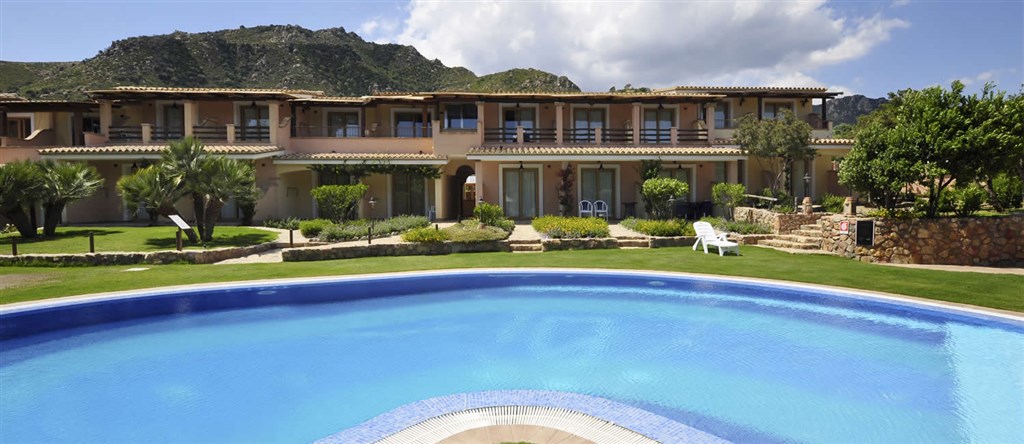 Hotel Su Giganti - 