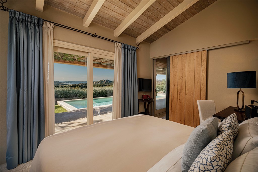 Petra Segreta Resort & Spa (12+) - PETRA SIGNATURE SUITE, San Pantaleo, Sardinie