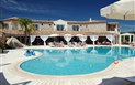 Villas Resort - Hlavní budova s bazénem, Santa Giusta, Sardinie