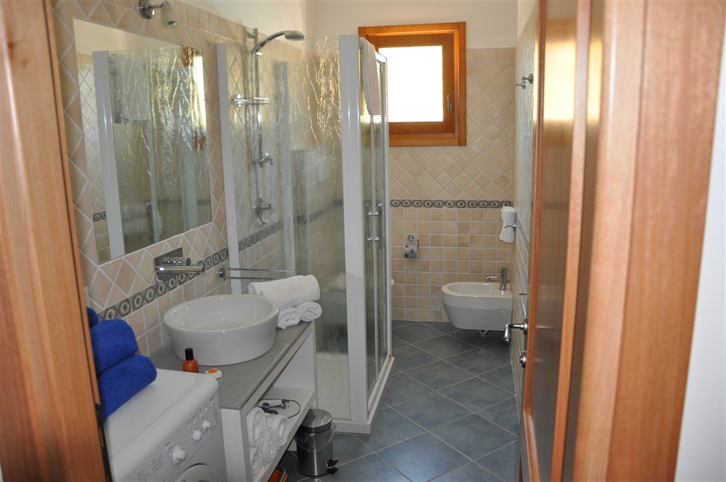 Koupelna vily TRILO, Arbatax, Sardinie