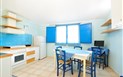 Resort Baia Cea - kuchyňka v apartmánu