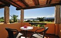 Hotel Club Saraceno - Terasa pokoje s výhledem na moře, Arbatax, Sardinie