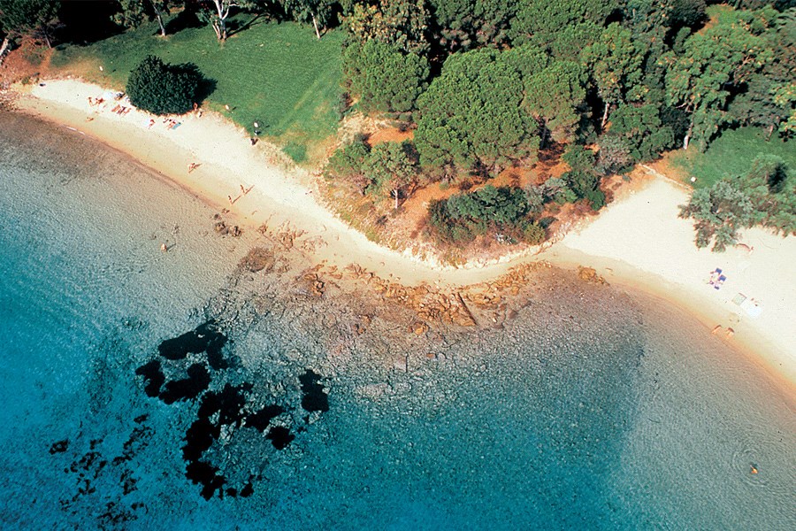 Pláž Cala Capra, Palau, Sardinie
