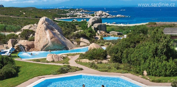 Valle dell'Erica Resort Thalasso & Spa - Hotel Erica - Bazény wellness centra LE THERMAE - Valle della Erica, Santa Teresa di Gallura, Sardinie
