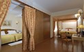 Pullman Almar Timi Ama Resort & Spa - Pokoj SUITE BALDACCHINO, Villasimius, Sardinie