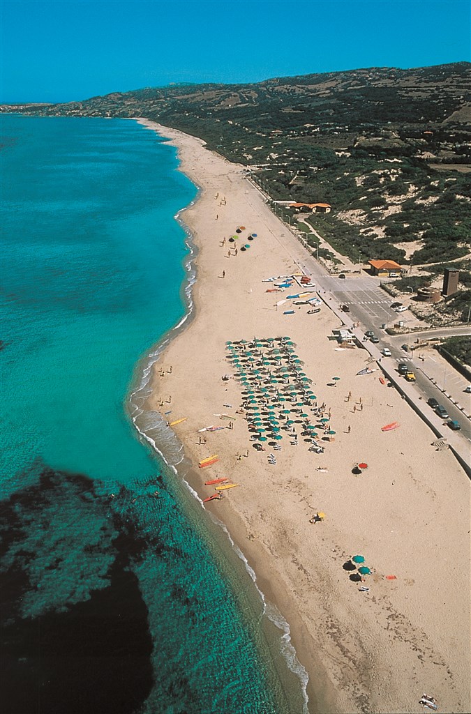 Pláž Badesi Mare, Badesi, Sardinie