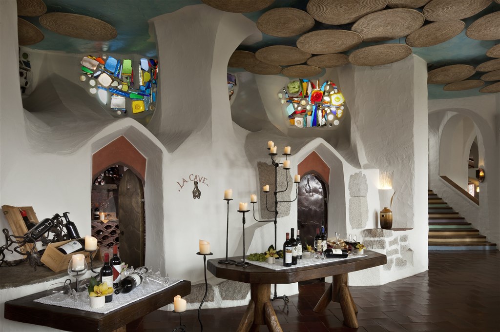 La Cave - vinný sklep, Porto Cervo, Costa Smeralda, Sardinie