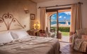 Villa del Golfo Lifestyle Resort (10+) - SUITE s výhledem na moře, Cannigione, Sardinie
(foto By Antonio Saba)