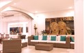 Corte Rosada Resort & Spa - Adults only - Společenská místnost vedle hotelové restaurace, Porto Conte, Sardinia