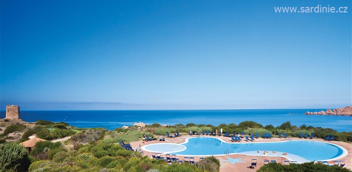 Torreruja Hotel Relax Thalasso & Spa - Bazén - panoramatický pohled, Isola Rossa, Sardinie
