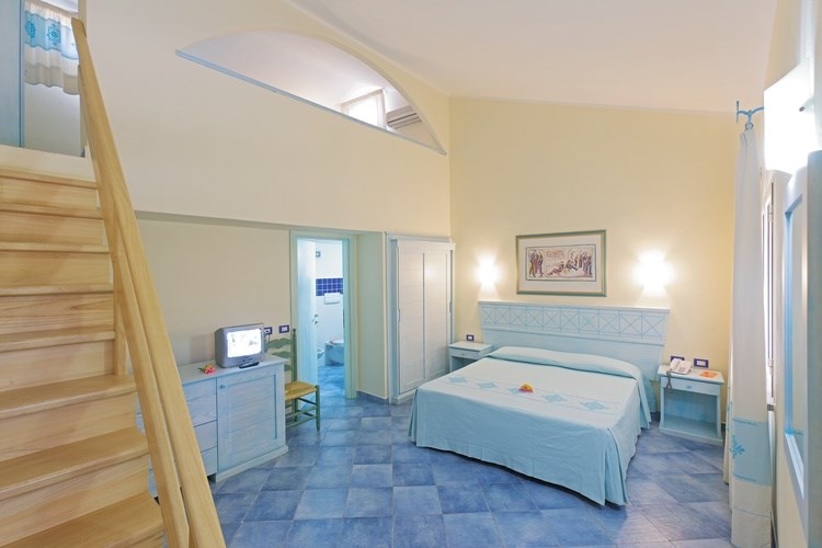 Mezonetový pokoj CLASSIC, Budoni, Sardinie
